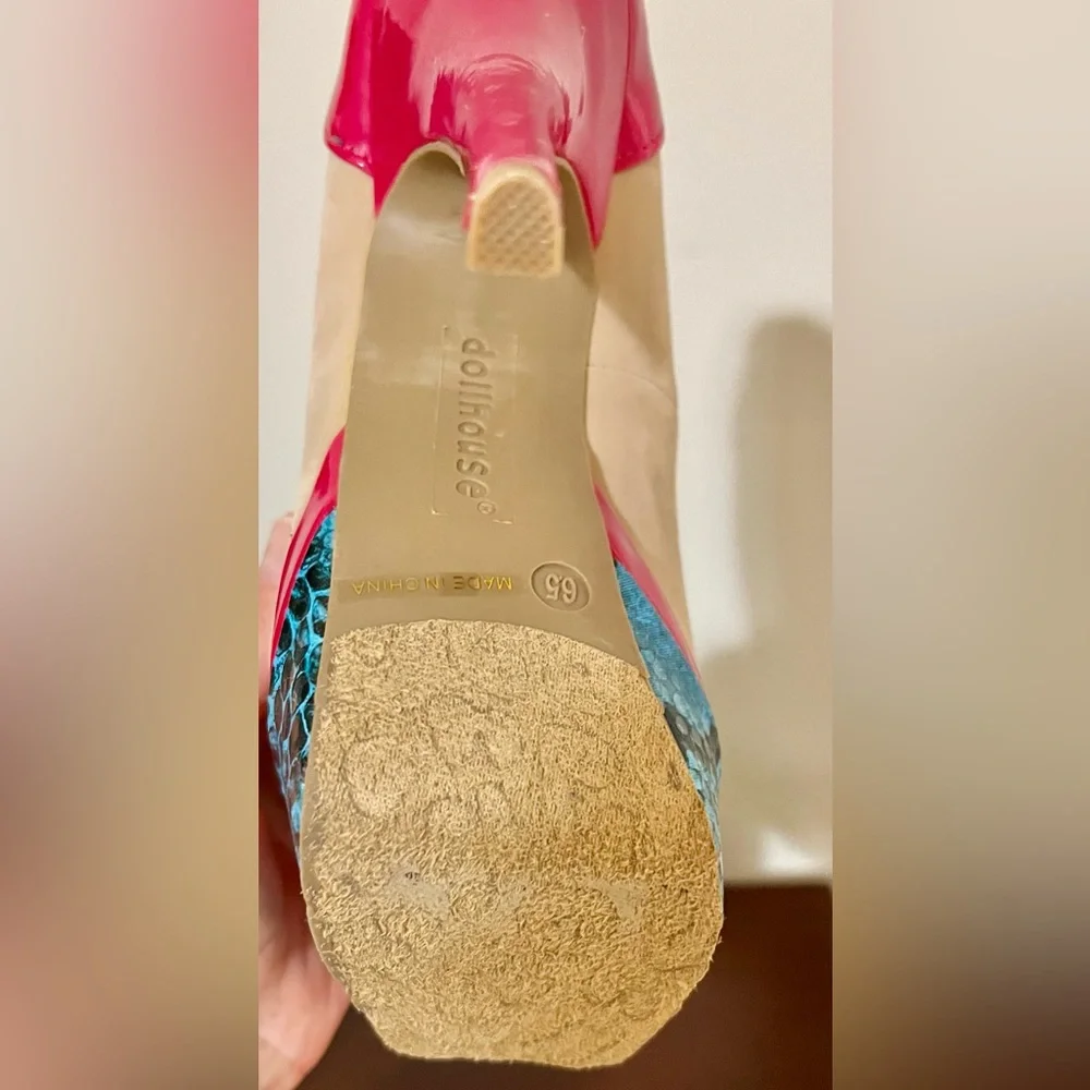 NWOT Dollhouse 5.5 in platform heels. 6.5. Suede/patent leather/faux snakeskin. - Picture 7 of 13